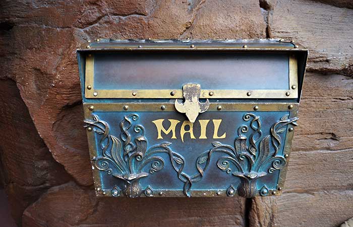ディズニーパーク内から年賀状 全部のメールボックスを探してみたｗ ディズニーリゾートブログ